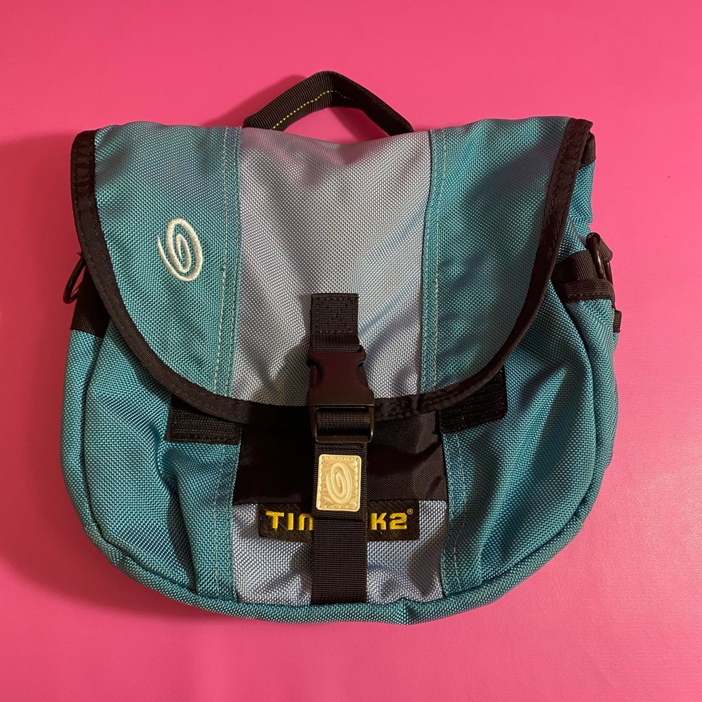 Timbuk2 smalll messenger bag